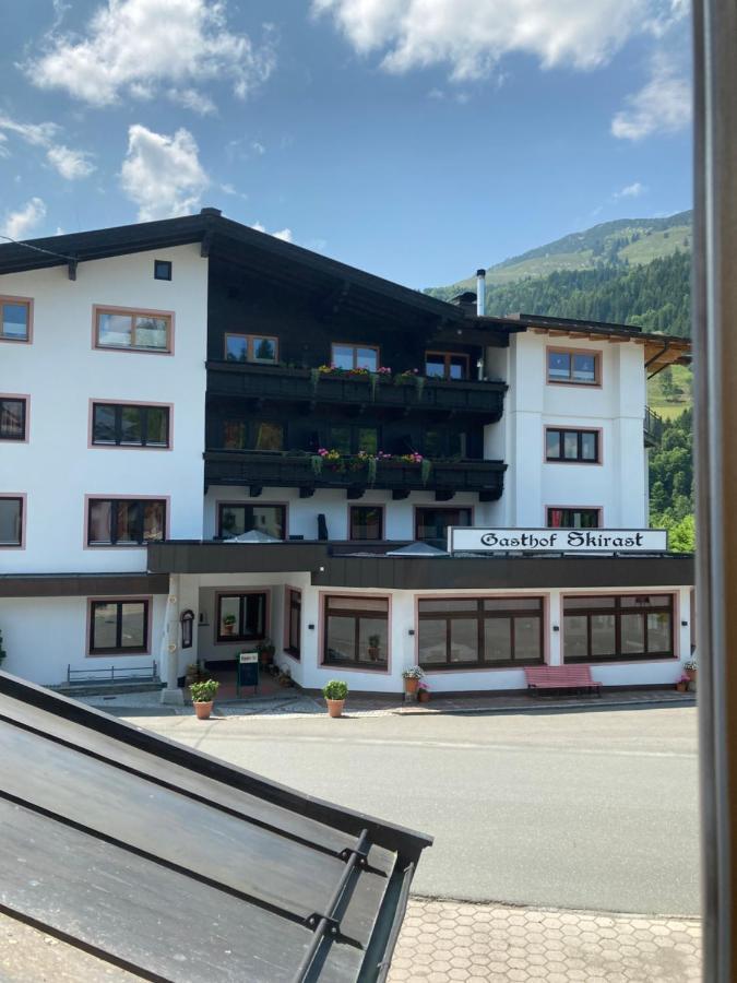 Skirast - Kirchberg Кірхберг Екстер'єр фото